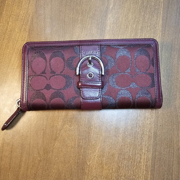 Coach Signature Campbell Metallic Buckle Accordion Zip Around Wallet Bordeaux - Picture 1 of 9